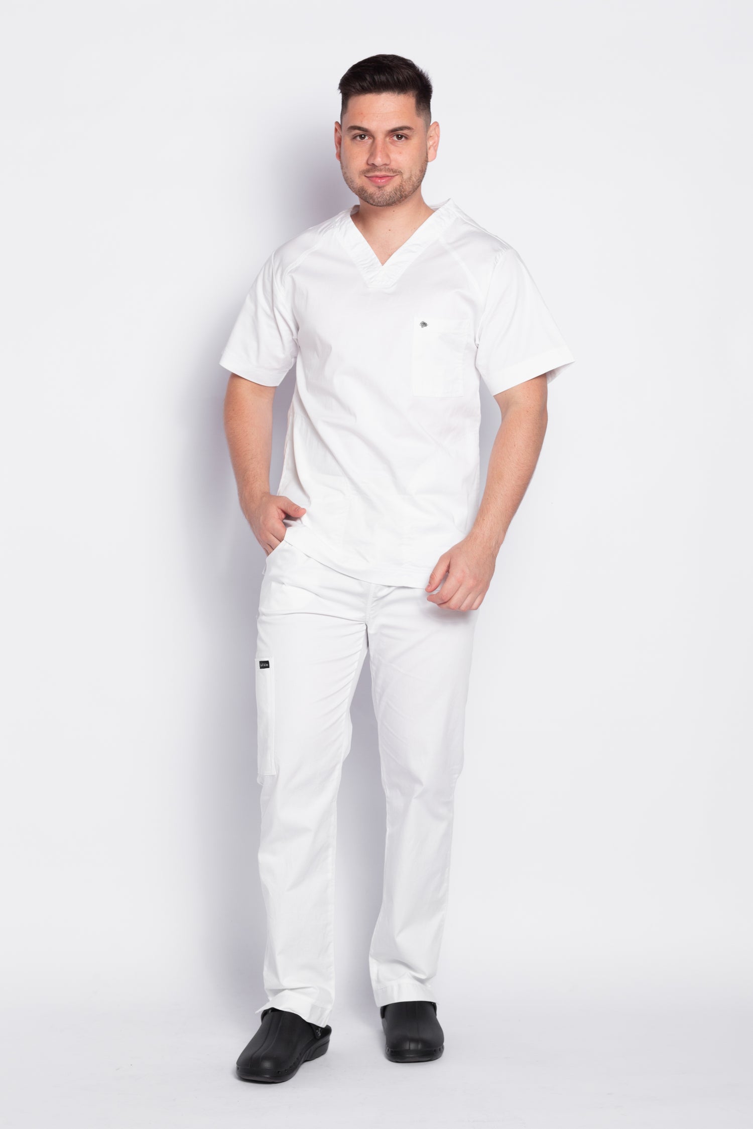 Scrub masc cuello V - Blanco