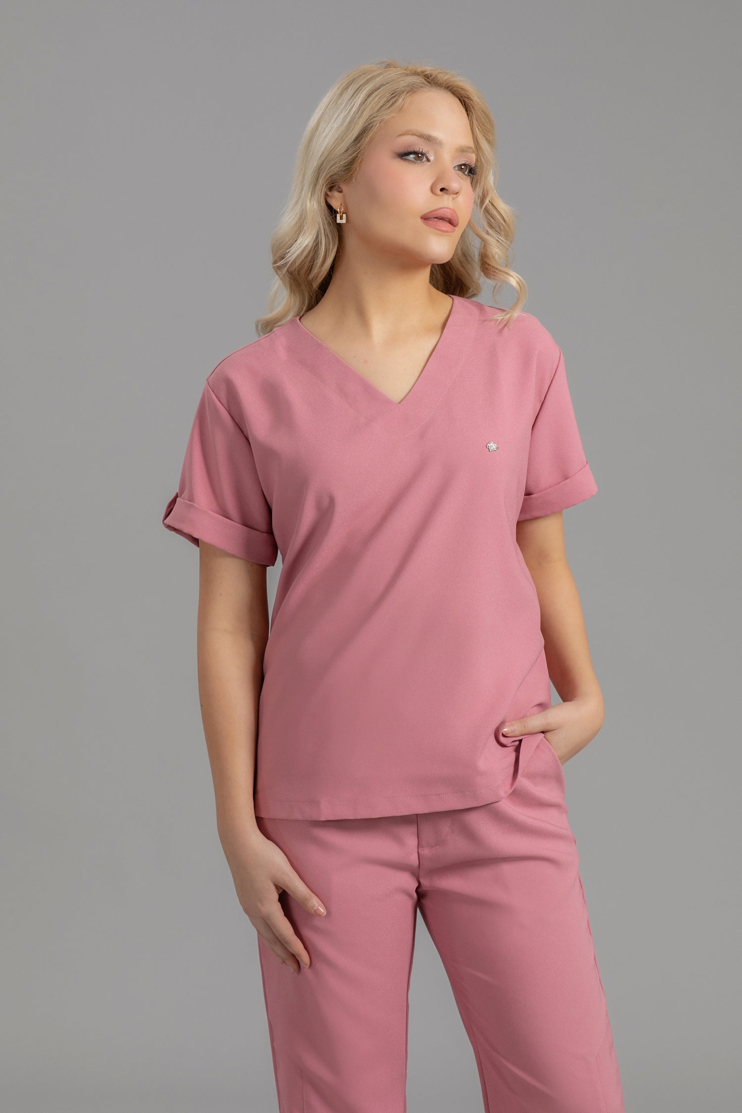 Scrub - Anne Rose