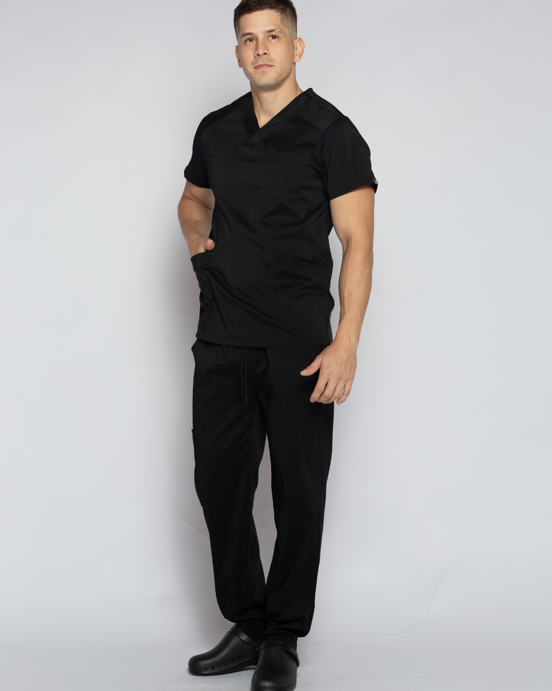 Scrub tecnológico Maxi color negro