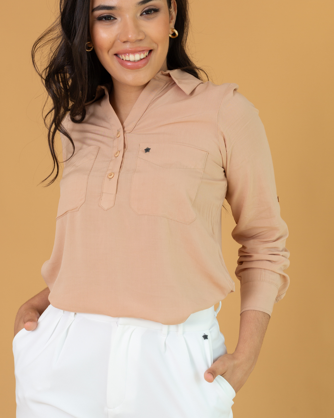 Camisa Montse color beige