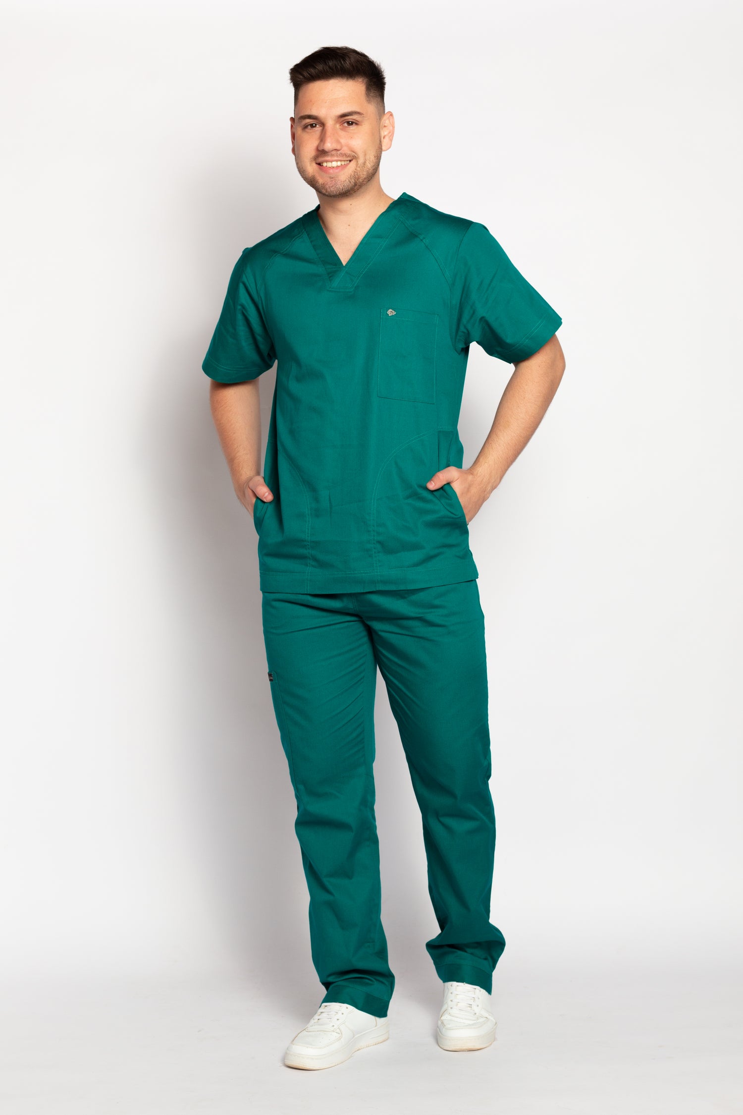 Scrub masc cuello V - Verde