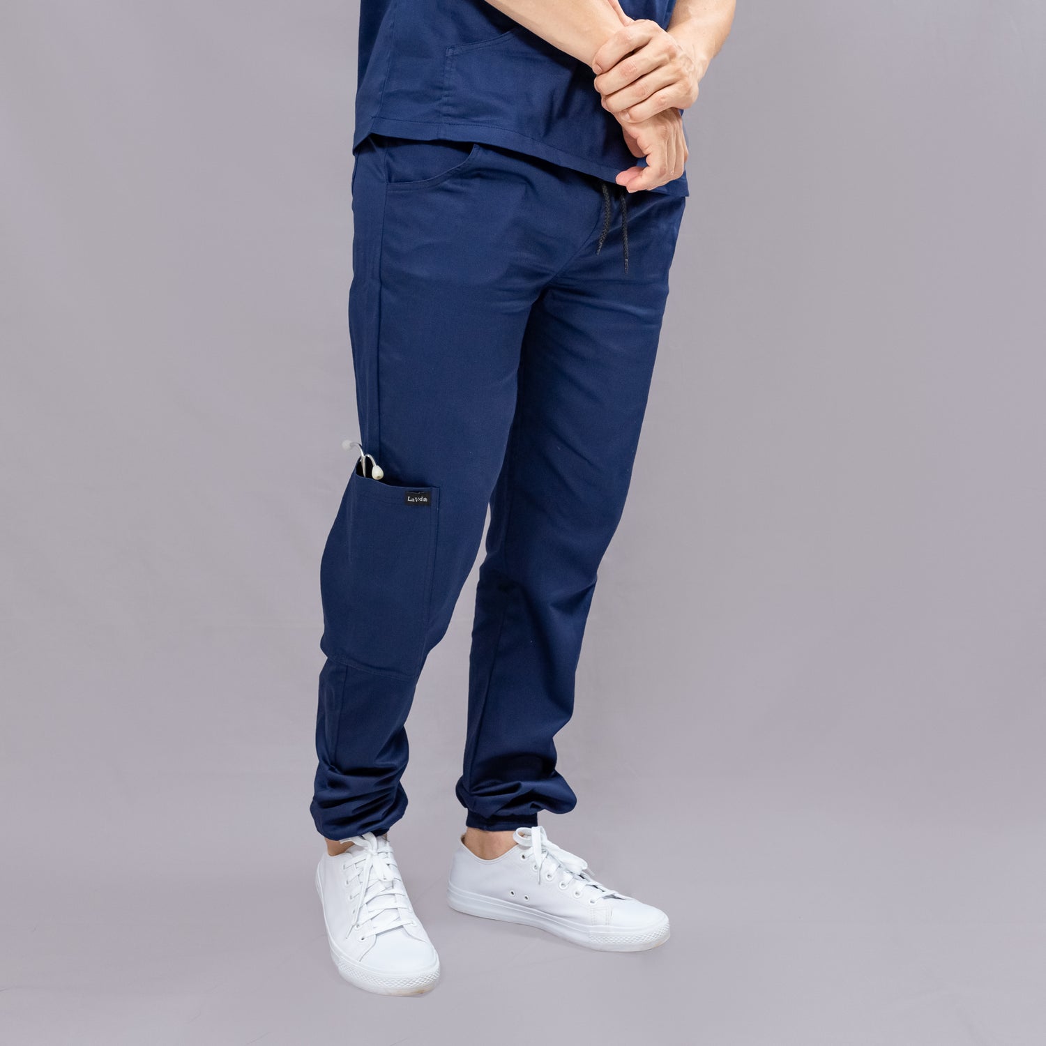 Scrub Masc cuello O - Azul Marino
