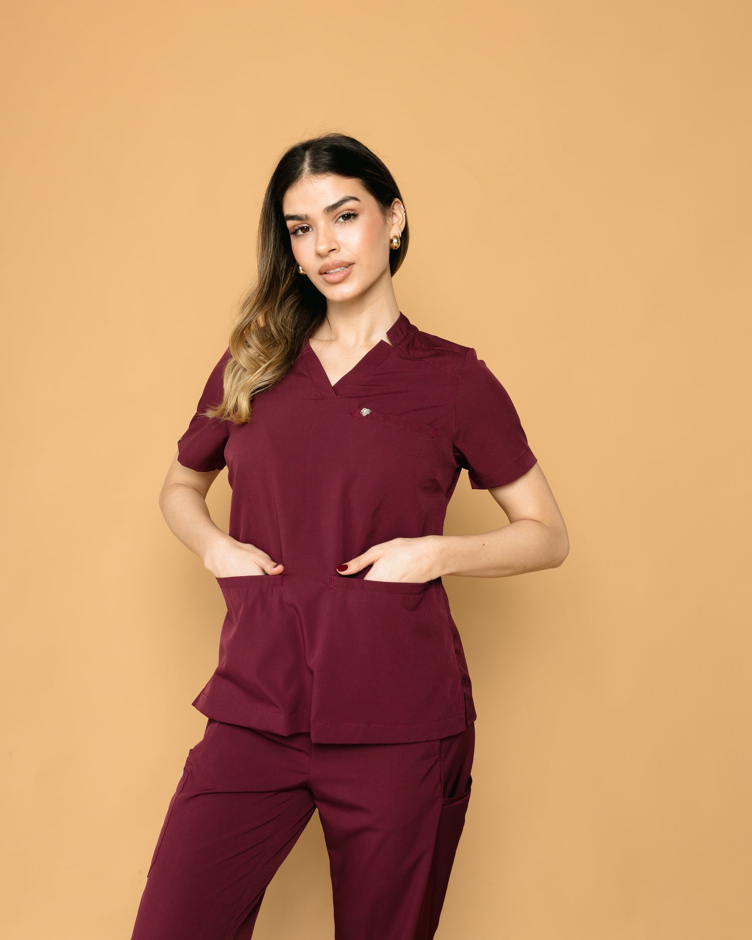 Scrub Sofía - Bordo