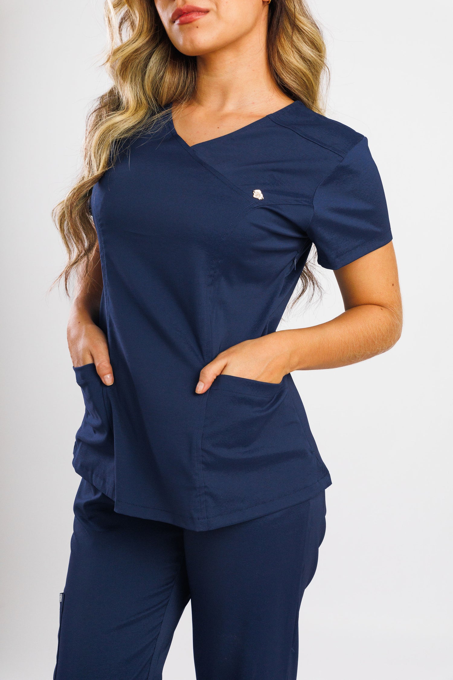 Scrub Naomi - Azul marino