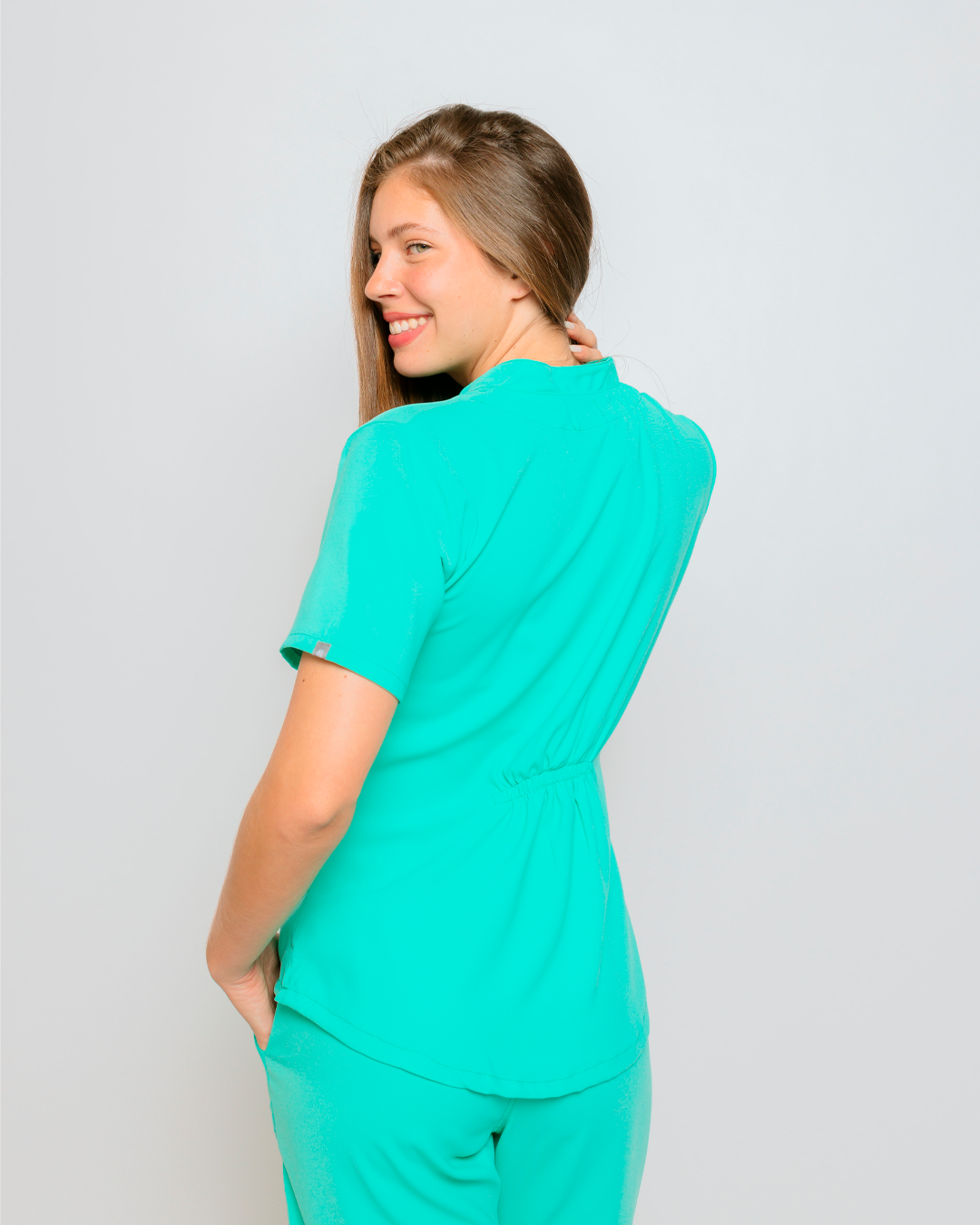 Scrub Emily color verde menta